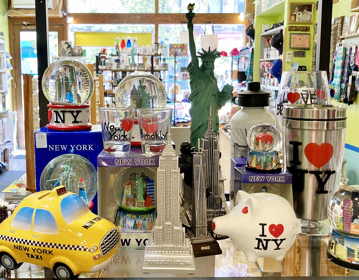 Gift Man Brooklyn Gifts And Souvenirs Gift Man gift-man-brooklyn-gifts-and-souvenirs-gift-man